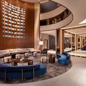 Sheraton Grand מלון