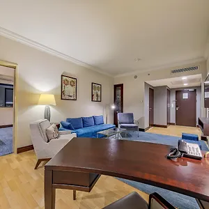 Intercontinental By Ihg מלון