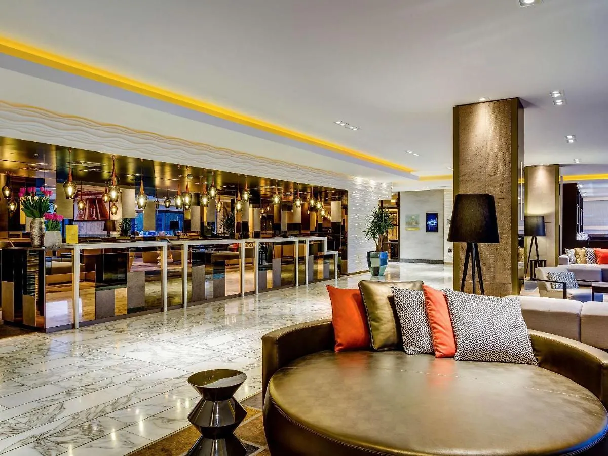 מלון Sofitel Warsaw Victoria