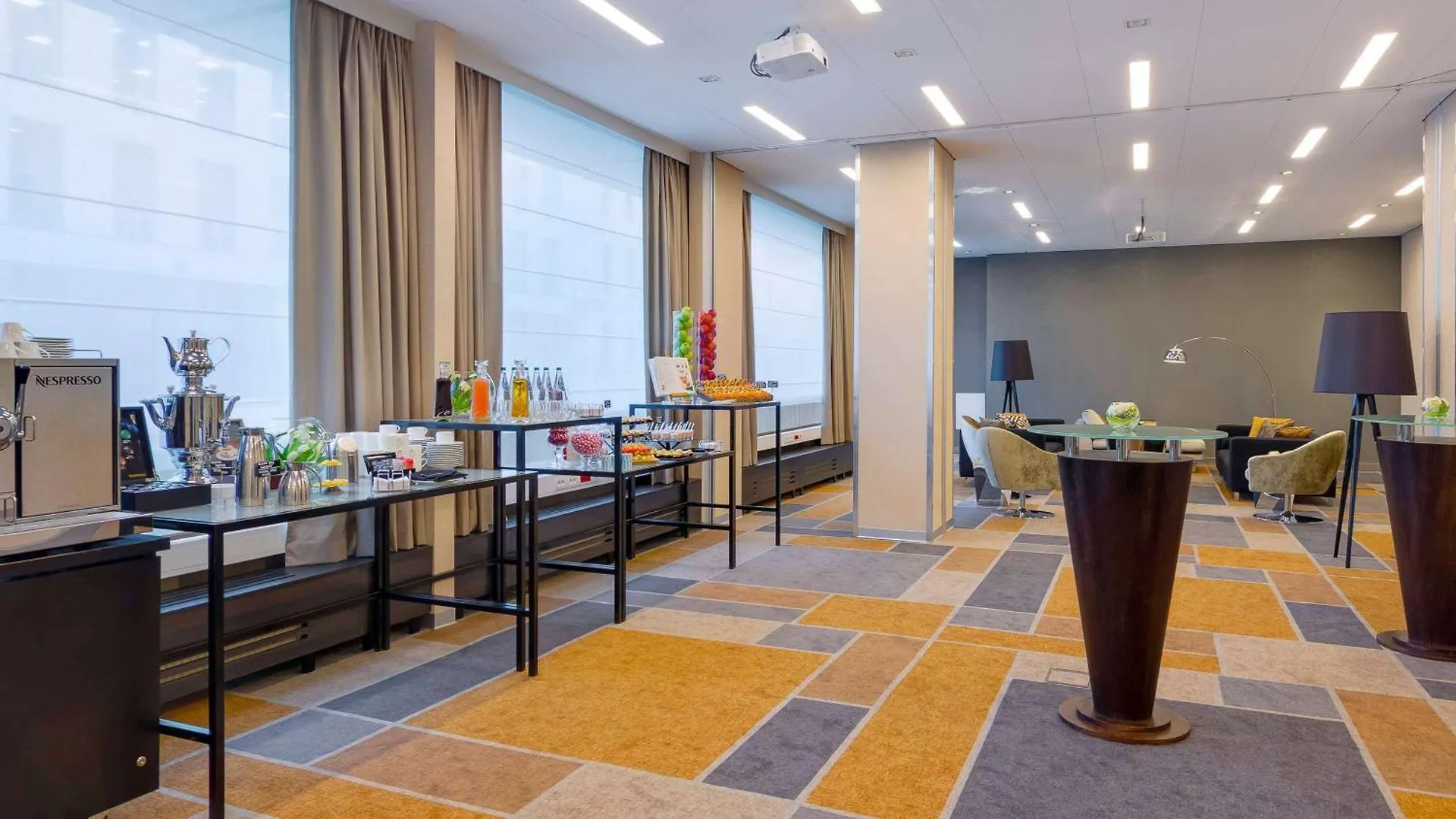 *****  מלון Sofitel Warsaw Victoria פולין